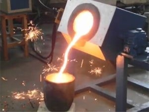 50/60HZ 70kg lò nóng chảy cảm ứng tần số cao với bảo hành miễn phí 1 năm