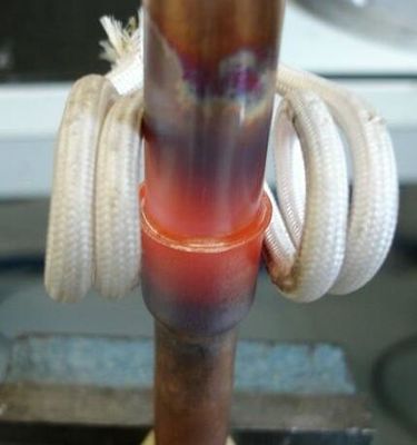 Máy gia nhiệt cảm ứng ống đồng 25KHZ 380V để hàn hàn hàn